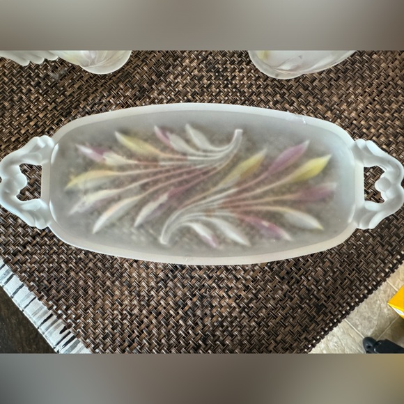 Vintage Indiana Glass Frosted Creamer& Sugar W/Tray Set EUC - Picture 5 of 6